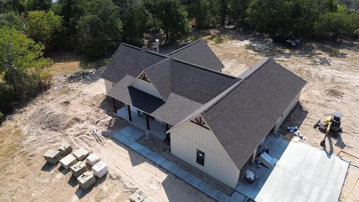Spade Roofing and Gutters Picture 5