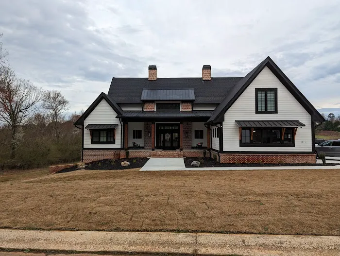 Halbrook Quality Roofing Picture 3