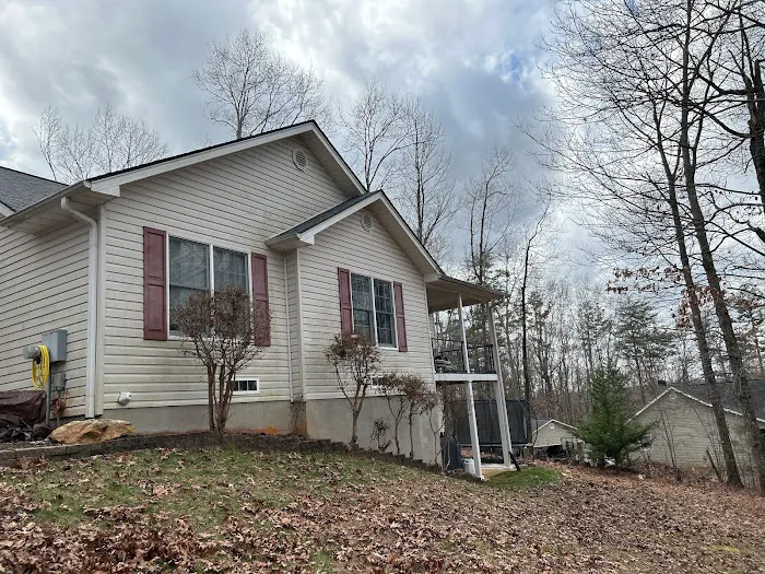 RRG Roofing & Gutters Picture 6