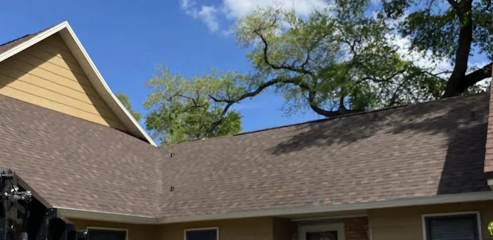 H₂OW ROOFING Picture 9