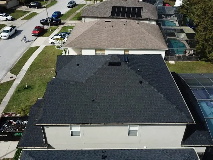 H₂OW ROOFING Picture 7