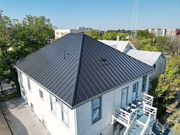 Alamo Roofing Picture 1