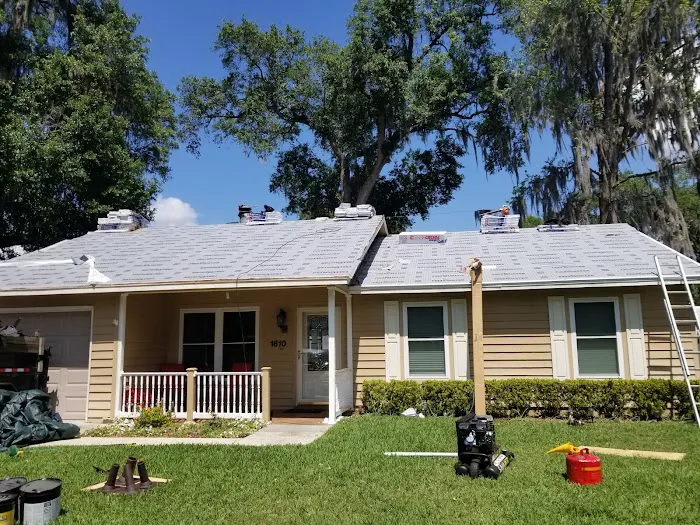 Wood's Roofing & Remodeling, LLC Picture 1