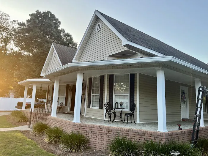 Hendrix Seamless Gutter Installation Picture 1