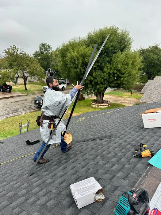 Freetail Roofing Picture 3