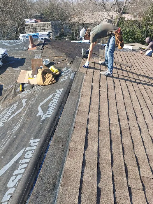 Lopez Construction and Roofing Picture 2