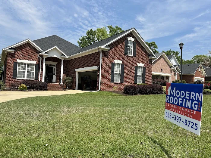 Modern Roofing LLC Picture 1