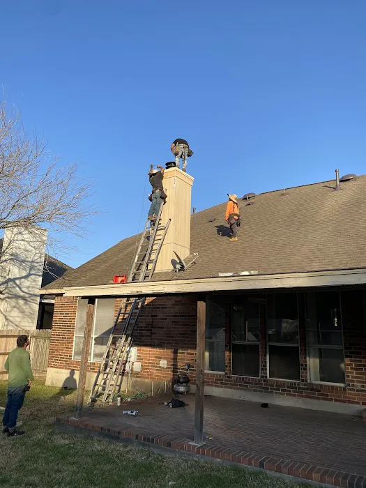 KC Roofing and Siding, LLC Picture 1
