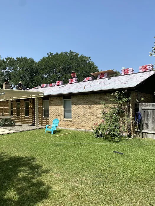 KC Roofing and Siding, LLC Picture 7