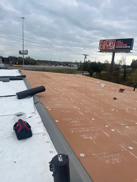 Red Monarch Roofing & Construction Picture 10