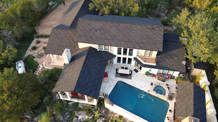 DeZign Roofing & Exteriors Picture 3