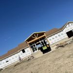 Roberto cedillo roofing contractor
