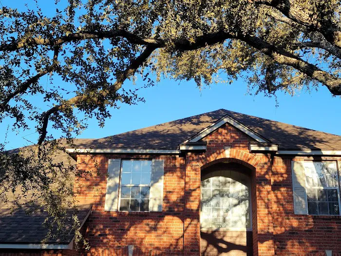 Mustang Roofing Picture 10