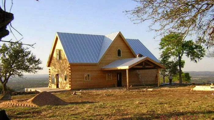 Hall's Roofing & Sheet Metal Picture 3