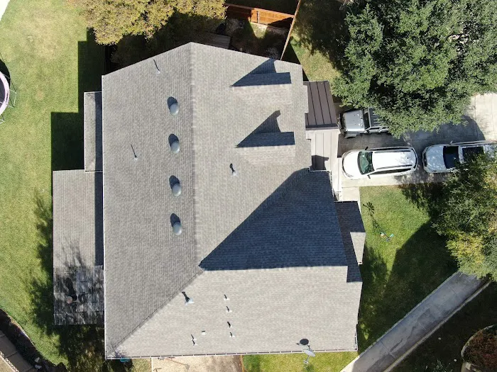 Hometown Roofing & Restoration Picture 4