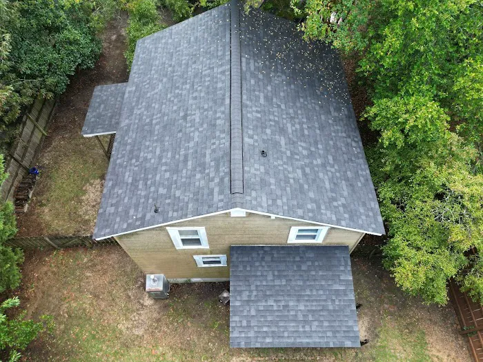 Midlands Roofing & Exteriors Picture 1