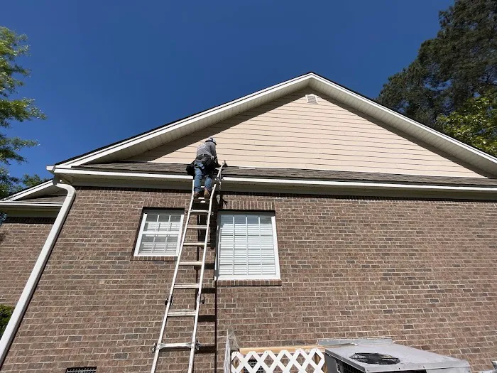 Midlands Roofing & Exteriors Picture 5