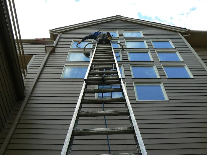 Aloha Window Cleaning Picture 2