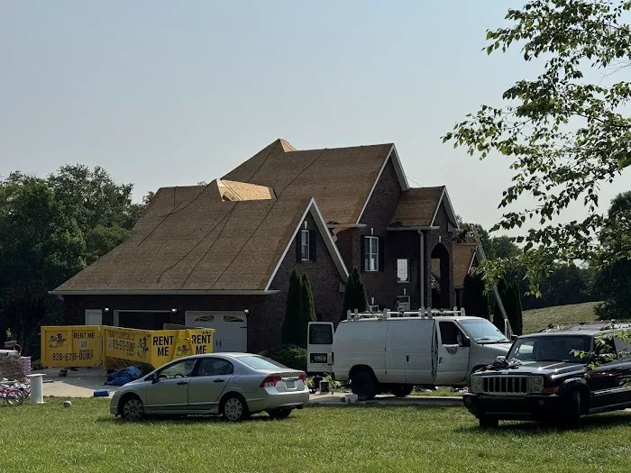 Four Families Roofing LLC. Picture 7