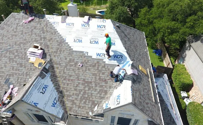 Lari Express Roofing Picture 1