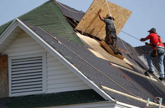 Top To Bottom Roofing Experts Picture 3