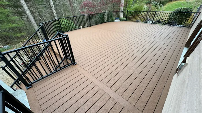 Deck Dynasty LLC Picture 1