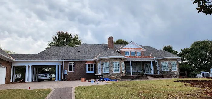 Crest Roofing & Construction Picture 10