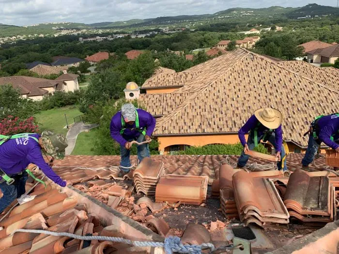 Mammoth Roofing & Solar of Temple Picture 6