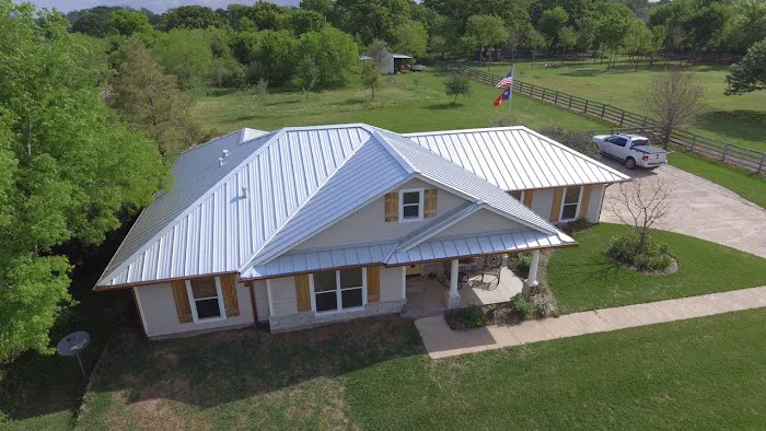 America's Choice Roofing & Seamless Gutters Picture 4