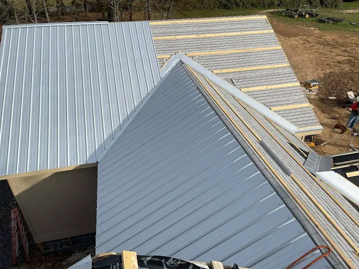 Hernandez Roofing and Construction Dalton Picture 6
