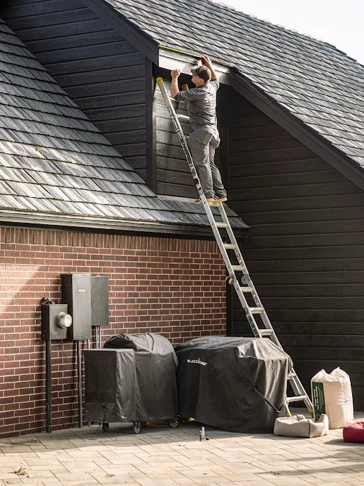 Southern Star Roofing and Seamless Gutters Picture 9