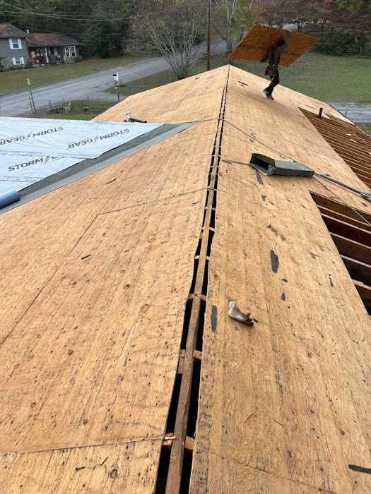 OB&C ROOFING LLC Picture 7