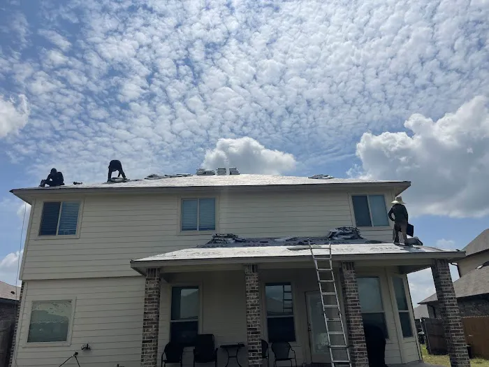 Gonzalez&Co Construction/Roofing Picture 8