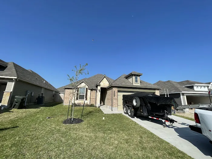 Crest Roofing and Remodeling Picture 1