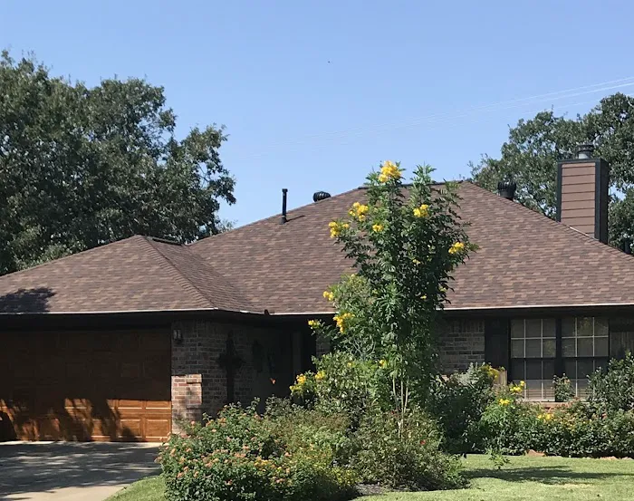 Crest Roofing and Remodeling Picture 9
