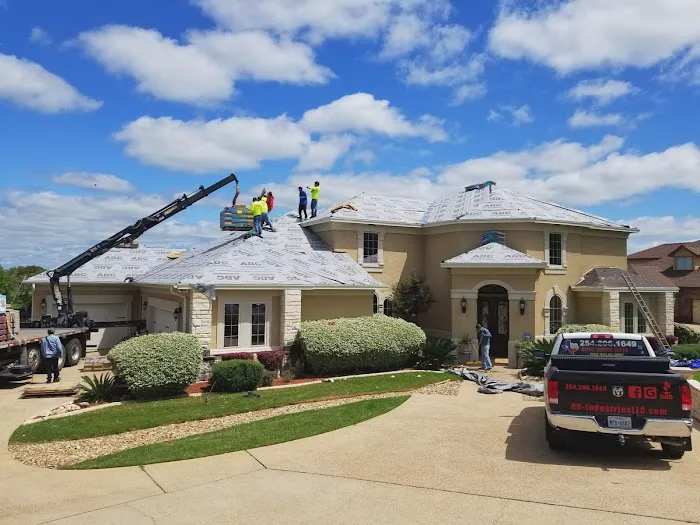 R & R Roofing LLC Picture 8