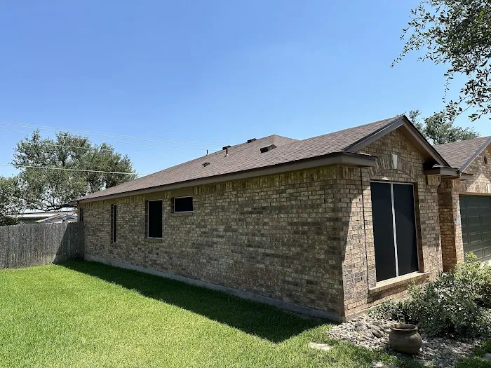 R & R Roofing LLC Picture 6