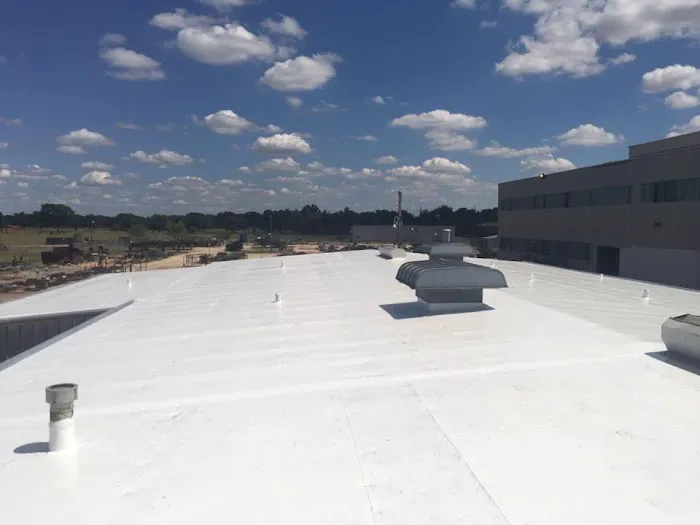 Done Right Roofing & Gen Const Picture 2
