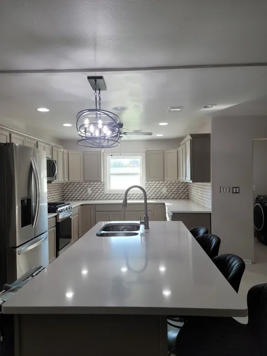 Home Outlet Picture 2