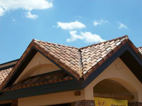 DACA Roofing Picture 1
