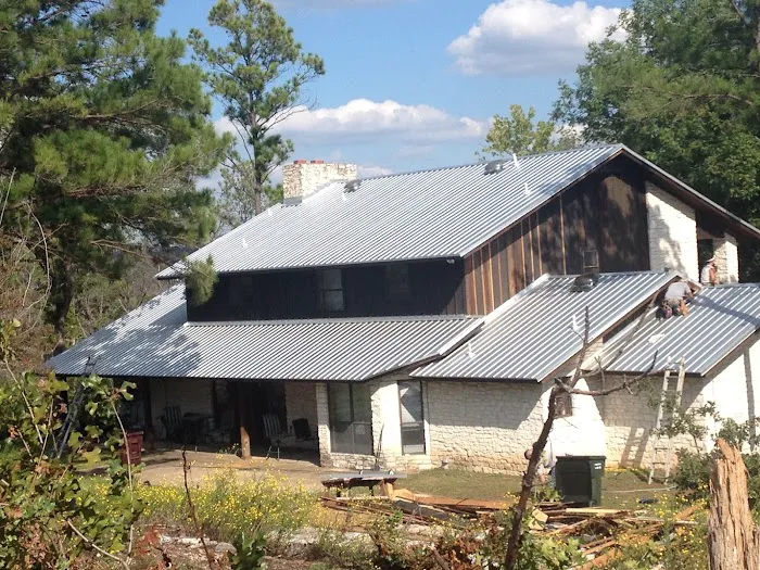 JKG Roofs LLC Picture 1