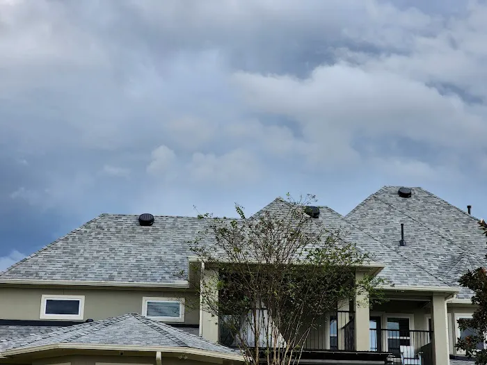 Sloma Roofing & Restoration, LLC Picture 2
