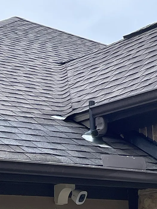 Aires Roofing & Construction LLC Picture 1