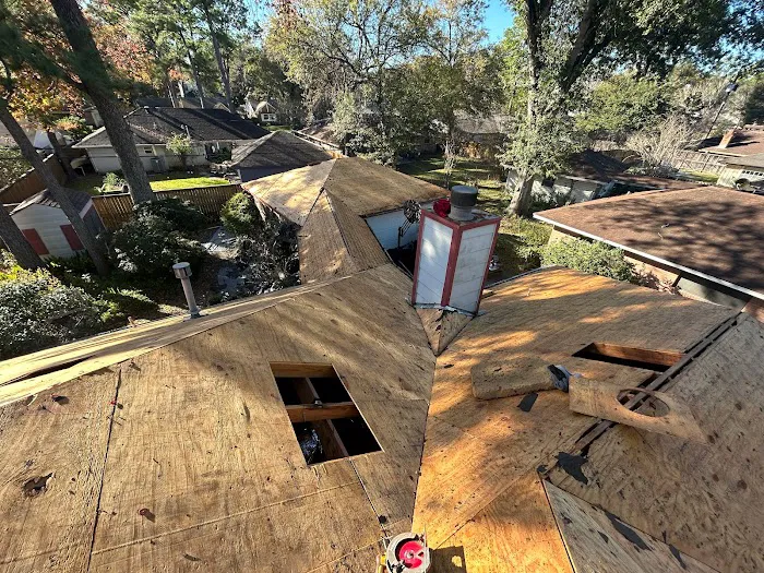 Locked In Roofing Picture 8