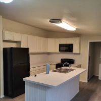 Black Roofing & Remodeling ico