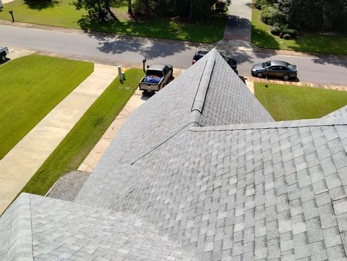 Elite Roofing & Construction Picture 3