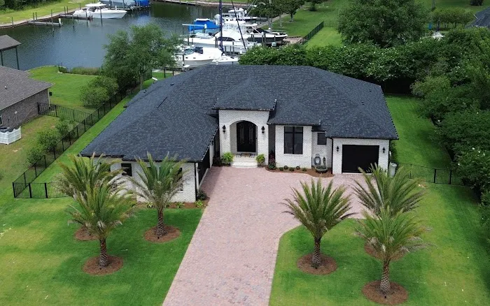 High Tide Contracting and Roofing, LLC Picture 2