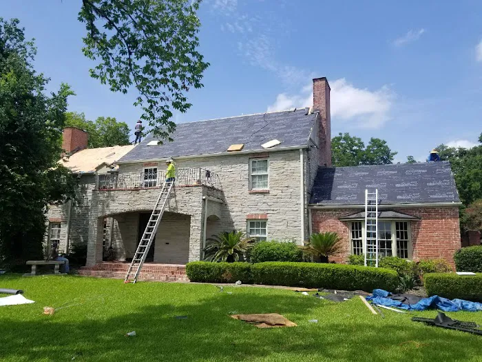 Modern Roofing Picture 1