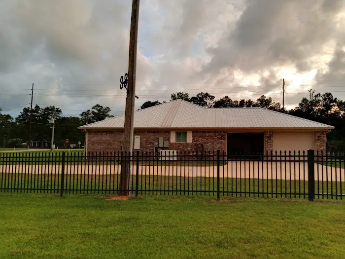 Hyde's Roofing Picture 1