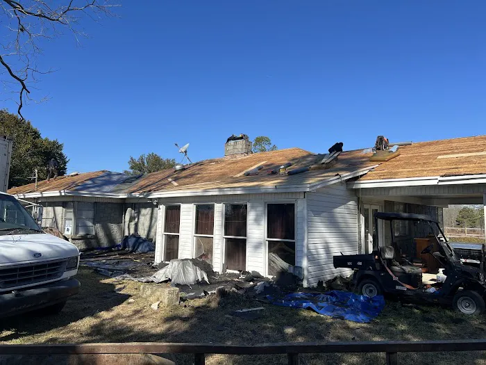 Cap City Roofing LLC Picture 1